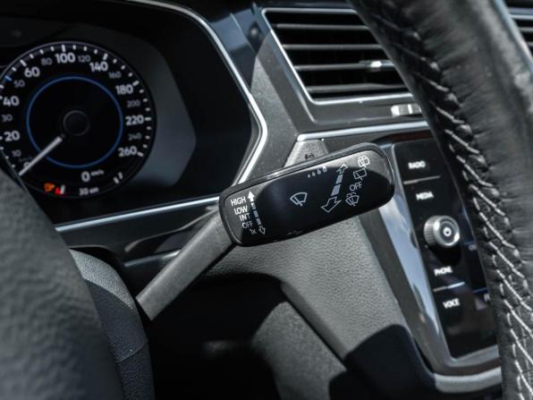 Volkswagen Tiguan II с пробегом 2017 года, цена 2 445 200 рублей, 162524 км, внедорожник, Автокод Объявления