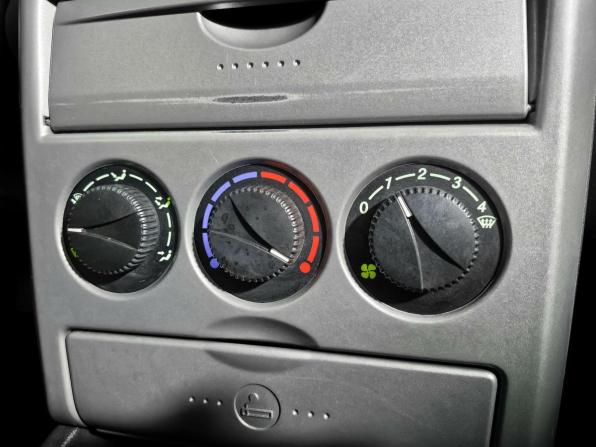 Lada (ВАЗ) Priora I с пробегом 2012 года, цена 255 000 рублей, 270033 км, хэтчбек, Автокод Объявления