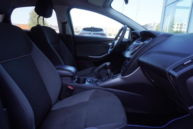 Ford Focus III с пробегом 2014 года, цена 780 000 рублей, 148599 км, хэтчбек, Автокод Объявления