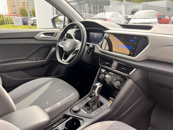 Volkswagen Taos I с пробегом 2022 года, цена 2 750 000 рублей, 80347 км, внедорожник, Автокод Объявления