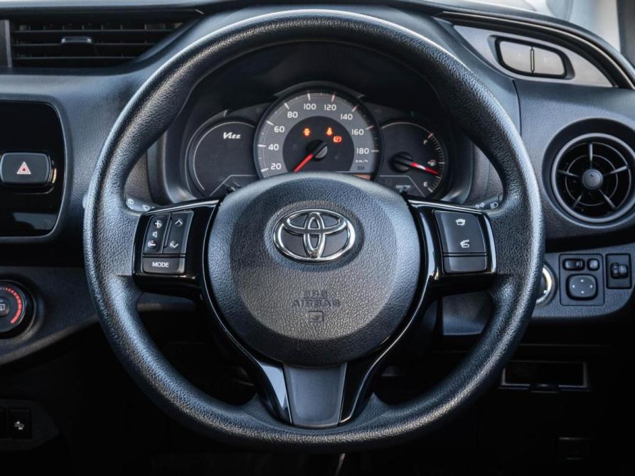 Toyota Vitz III (XP130) Рестайлинг 2 Ставрополь  - изображение 12