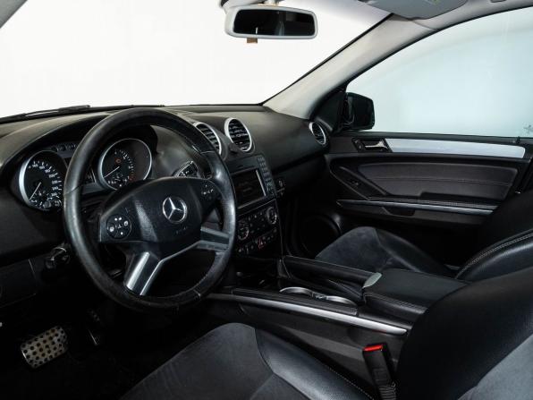 Mercedes-Benz M-Класс II (W164) Рестайлинг с пробегом 2009 года, цена 1 040 000 рублей, 237466 км, внедорожник, Автокод Объявления