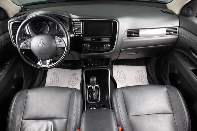 Mitsubishi Outlander III Рестайлинг 3 с пробегом 2019 года, цена 2 389 000 рублей, 95733 км, внедорожник, Автокод Объявления