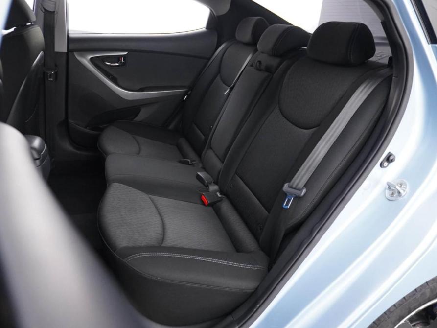 Hyundai Elantra V (MD) Москва  - изображение 9