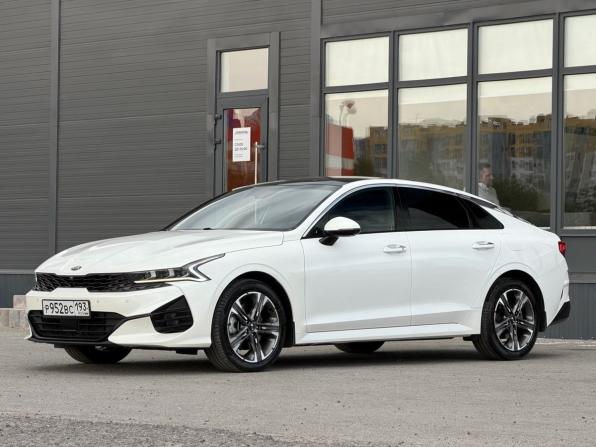 Kia K5 III с пробегом 2021 года, цена 2 970 000 рублей, 90909 км, седан, Автокод Объявления