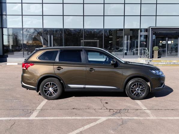 Mitsubishi Outlander III Рестайлинг 3 с пробегом 2020 года, цена 1 950 000 рублей, 92568 км, внедорожник, Автокод Объявления