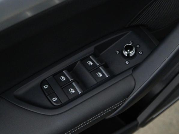 Audi Q5 II (FY) Рестайлинг с пробегом 2024 года, цена 6 198 888 рублей, 3537 км, внедорожник, Автокод Объявления