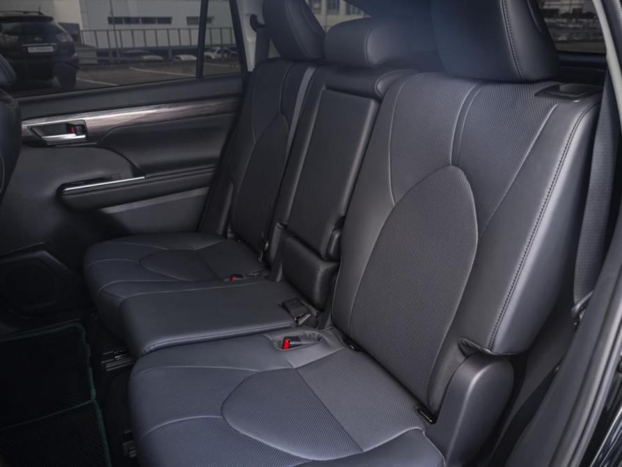 Toyota Highlander IV (XU70) Москва  - изображение 17
