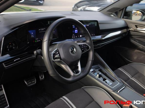 Volkswagen Golf VIII с пробегом 2020 года, цена 2 698 000 рублей, 51396 км, хэтчбек, Автокод Объявления