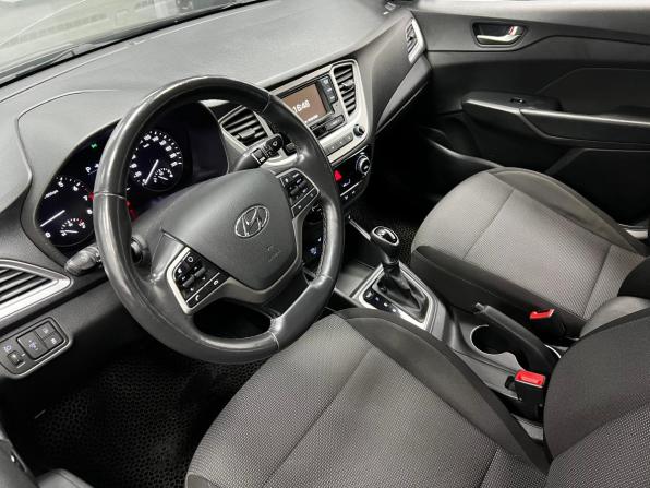 Hyundai Solaris II с пробегом 2019 года, цена 1 350 001 рубль, 147509 км, седан, Автокод Объявления