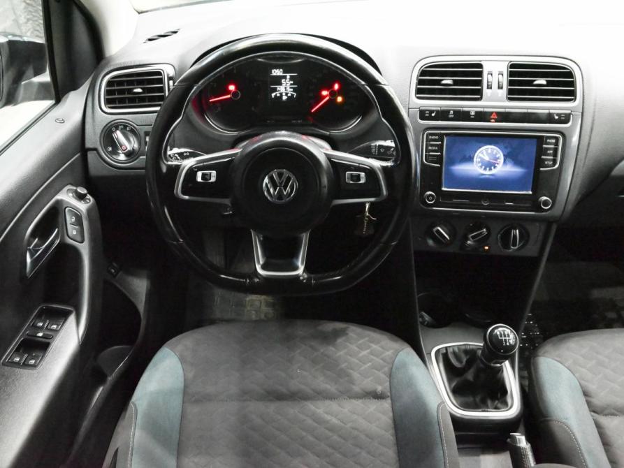 Volkswagen Polo V Рестайлинг Екатеринбург  - изображение 12
