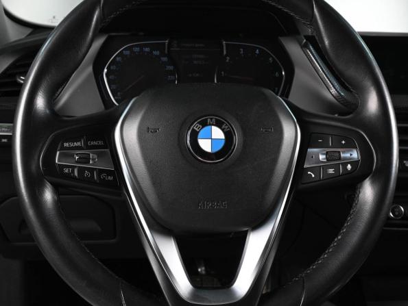 BMW 1 серии III (F40) с пробегом 2019 года, цена 1 999 000 рублей, 155160 км, хэтчбек, Автокод Объявления