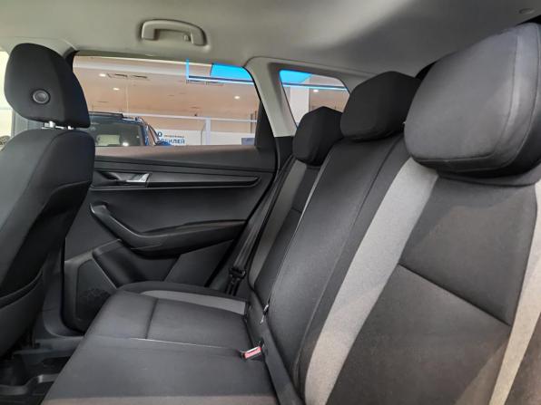 Skoda Karoq I с пробегом 2021 года, цена 2 397 000 рублей, 94575 км, внедорожник, Автокод Объявления