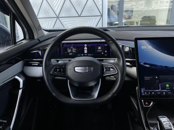 Geely Atlas II с пробегом 2024 года, цена 2 799 000 рублей, 24349 км, внедорожник, Автокод Объявления