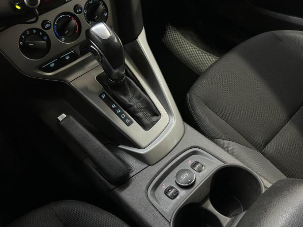 Ford Focus III с пробегом 2013 года, цена 610 000 рублей, 150390 км, хэтчбек, Автокод Объявления