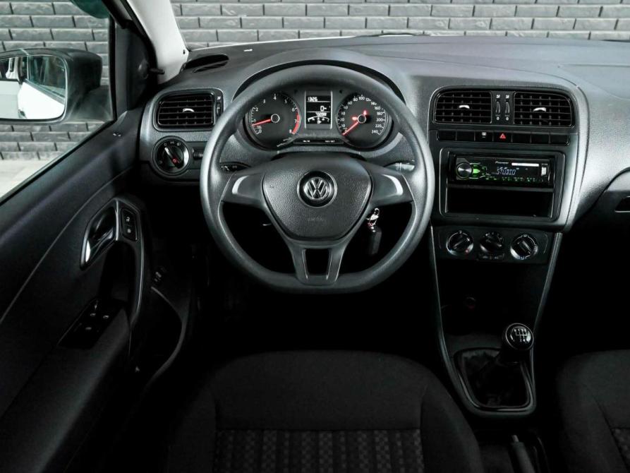Volkswagen Polo V Рестайлинг Екатеринбург  - изображение 12