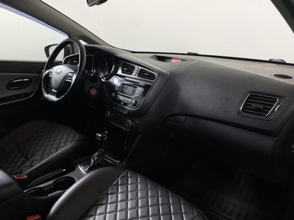 Kia Ceed II с пробегом 2013 года, цена 1 199 000 рублей, 155804 км, хэтчбек, Автокод Объявления