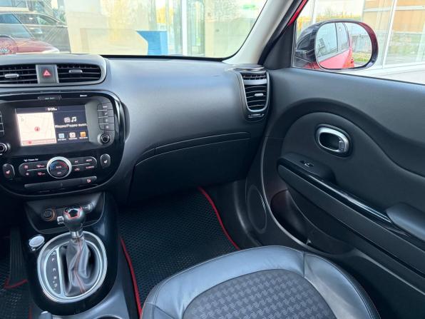 Kia Soul II Рестайлинг с пробегом 2016 года, цена 1 535 000 рублей, 114150 км, хэтчбек, Автокод Объявления