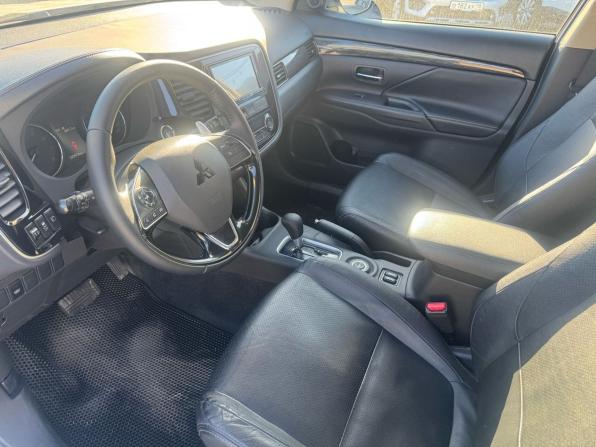Mitsubishi Outlander III Рестайлинг 2 с пробегом 2015 года, цена 1 617 000 рублей, 225000 км, внедорожник, Автокод Объявления