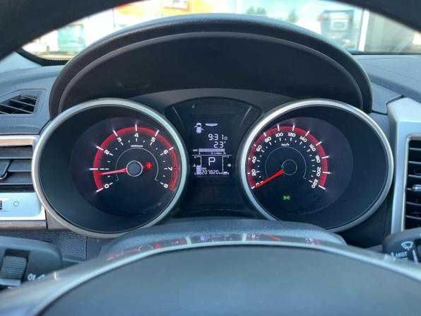 SsangYong Tivoli I с пробегом 2017 года, цена 1 150 000 рублей, 207000 км, внедорожник, Автокод Объявления