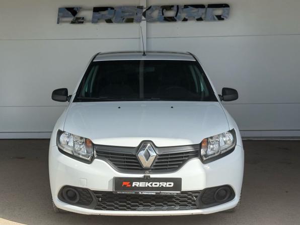 Renault Sandero II Рестайлинг с пробегом 2018 года, цена 829 000 рублей, 101873 км, хэтчбек, Автокод Объявления
