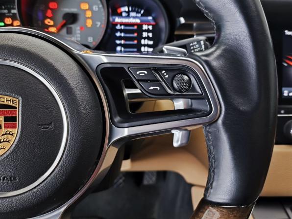 Porsche Macan I с пробегом 2016 года, цена 4 190 000 рублей, 40430 км, внедорожник, Автокод Объявления