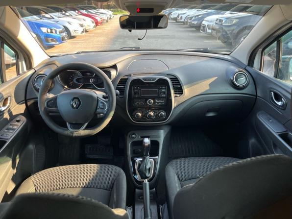 Renault Kaptur I с пробегом 2016 года, цена 1 250 000 рублей, 126893 км, внедорожник, Автокод Объявления