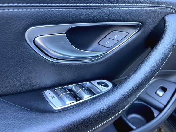 Mercedes-Benz E-Класс V (W213 S213 C238) Рестайлинг с пробегом 2021 года, цена 4 950 000 рублей, 118539 км, седан, Автокод Объявления