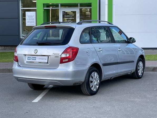 Skoda Fabia II Рестайлинг с пробегом 2011 года, цена 475 000 рублей, 234108 км, универсал, Автокод Объявления