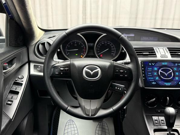 Mazda 3 II (BL) Рестайлинг с пробегом 2012 года, цена 899 000 рублей, 215000 км, седан, Автокод Объявления