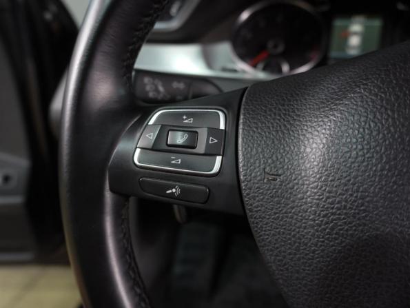 Volkswagen Passat B7 с пробегом 2012 года, цена 999 000 рублей, 182765 км, седан, Автокод Объявления