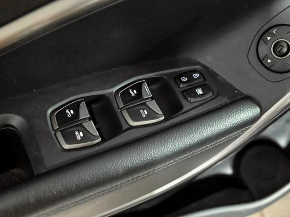 Hyundai Santa Fe III Рестайлинг с пробегом 2015 года, цена 1 930 000 рублей, 190482 км, внедорожник, Автокод Объявления