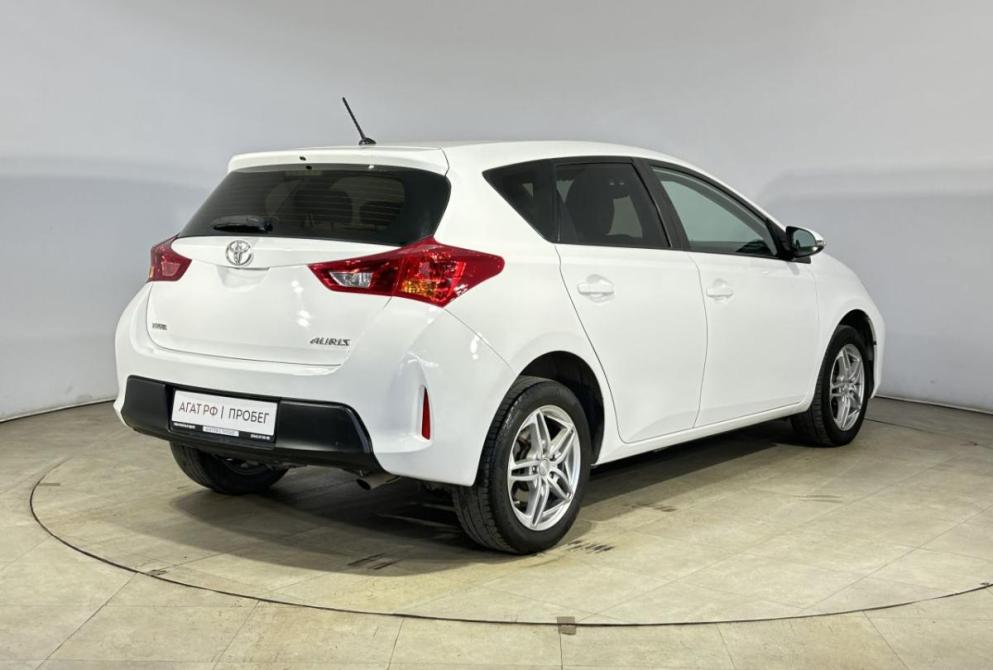 Toyota Auris II Саранск  - изображение 9