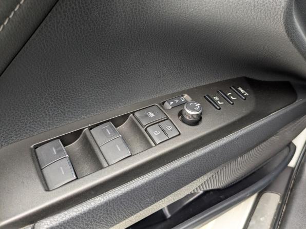 Toyota Camry VIII (XV70) Рестайлинг с пробегом 2021 года, цена 3 535 000 рублей, 63985 км, седан, Автокод Объявления