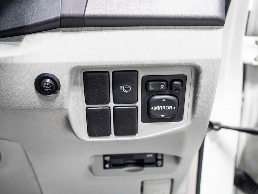 Toyota Prius III (XW30) Чита  - изображение 13