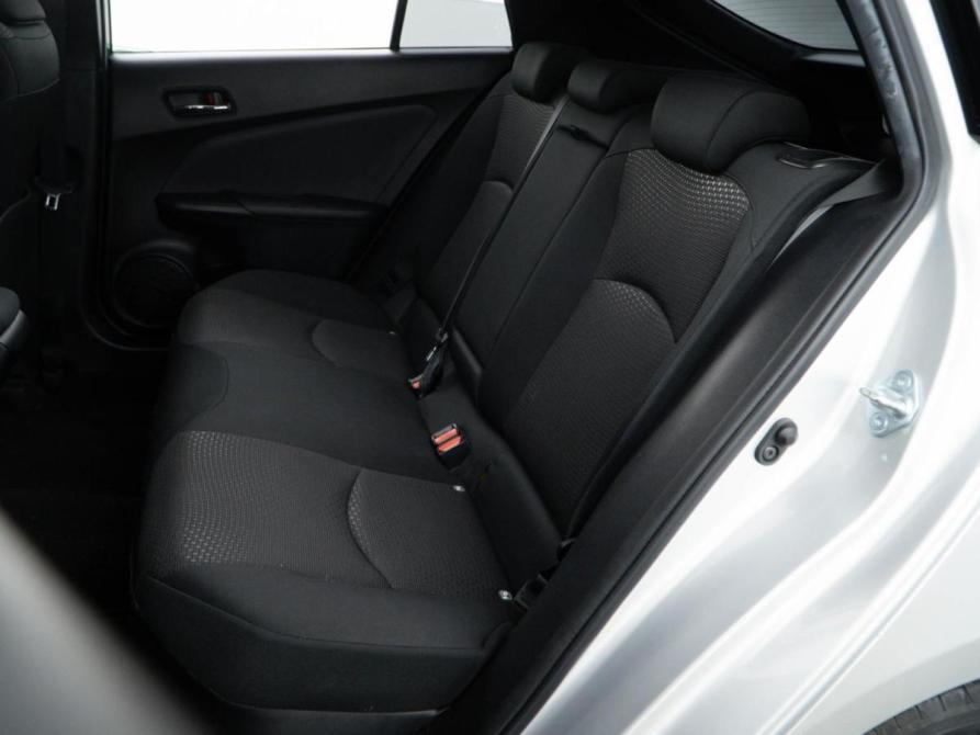 Toyota Prius IV Рестайлинг (XW50) Москва  - изображение 8