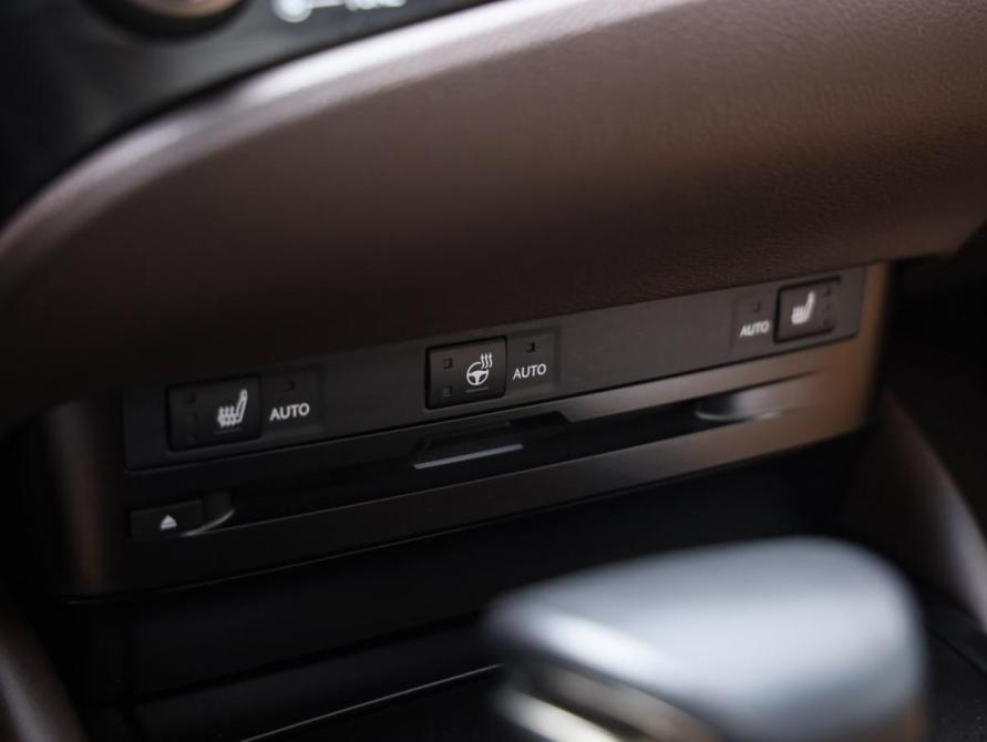 Lexus ES VII Санкт-Петербург  - изображение 20