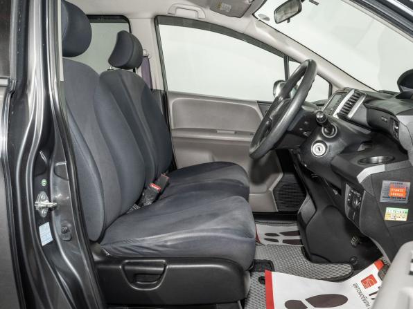 Honda Freed I с пробегом 2009 года, цена 1 015 000 рублей, 136781 км, компактвэн, Автокод Объявления