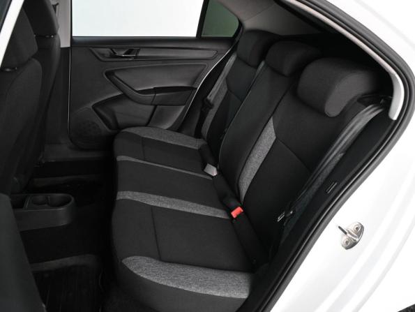 Skoda Rapid II с пробегом 2021 года, цена 1 385 000 рублей, 62683 км, лифтбек, Автокод Объявления