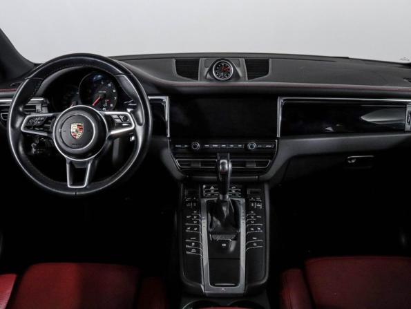 Porsche Macan I Рестайлинг 2 с пробегом 2021 года, цена 5 672 500 рублей, 33335 км, внедорожник, Автокод Объявления