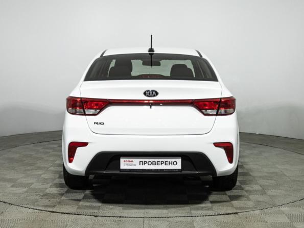 Kia Rio IV с пробегом 2017 года, цена 999 700 рублей, 193521 км, седан, Автокод Объявления