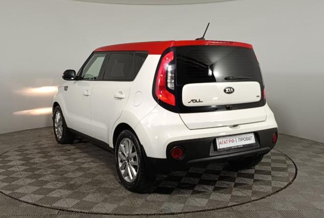 Kia Soul II Рестайлинг с пробегом 2019 года, цена 1 720 000 рублей, 48888 км, хэтчбек, Автокод Объявления
