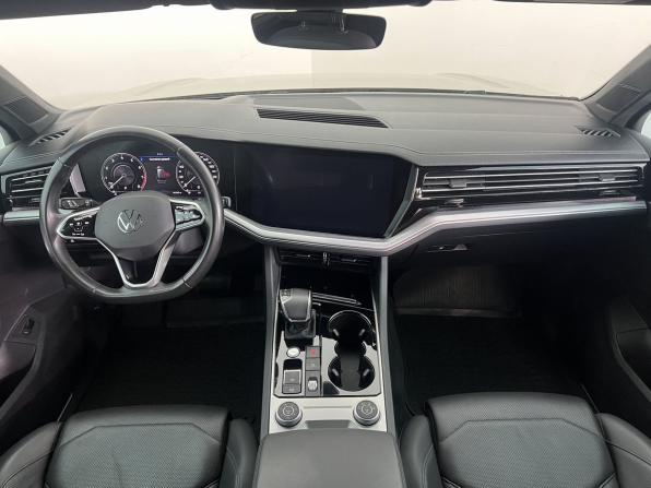 Volkswagen Touareg III с пробегом 2022 года, цена 6 650 000 рублей, 46537 км, внедорожник, Автокод Объявления
