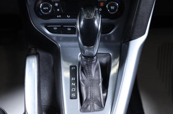 Ford Focus III с пробегом 2012 года, цена 649 000 рублей, 250000 км, универсал, Автокод Объявления