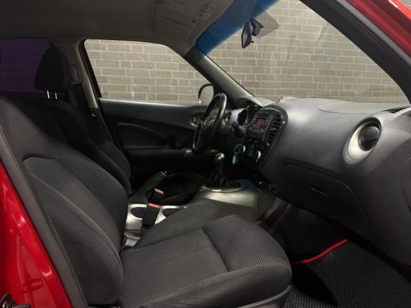 Nissan Juke I с пробегом 2012 года, цена 800 000 рублей, 301381 км, внедорожник, Автокод Объявления
