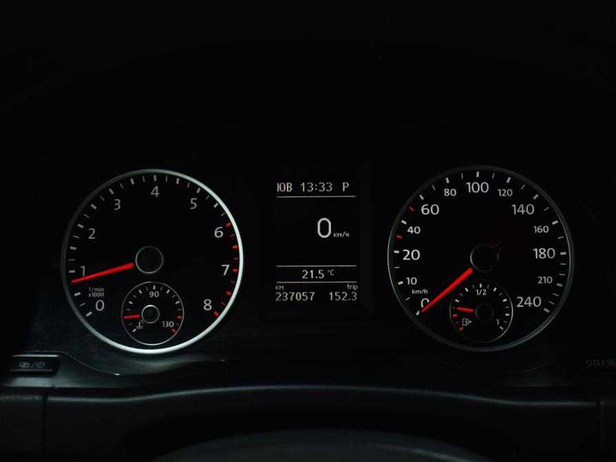 Volkswagen Tiguan I Рестайлинг Кемерово  - изображение 11