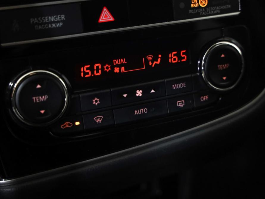 Mitsubishi Outlander III Рестайлинг 3 Санкт-Петербург  - изображение 17