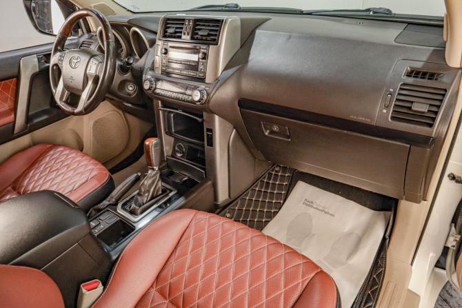 Toyota Land Cruiser Prado 150 Series с пробегом 2009 года, цена 3 089 000 рублей, 203135 км, внедорожник, Автокод Объявления