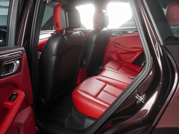 Porsche Macan I с пробегом 2015 года, цена 3 099 000 рублей, 130103 км, внедорожник, Автокод Объявления