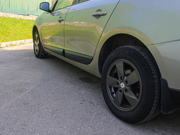 Renault Fluence I Рестайлинг с пробегом 2013 года, цена 597 000 рублей, 144700 км, седан, Автокод Объявления